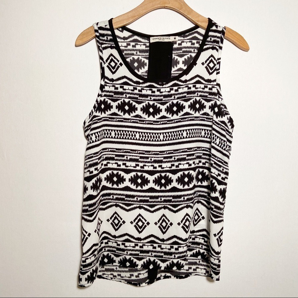 Chance of Fate Tank Top Womens Size Medium Aztec Geometric Tribal Southwestern
